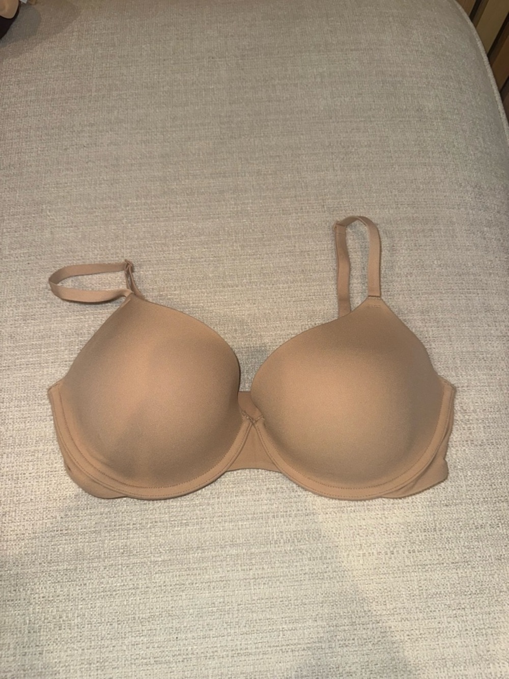 SKIMS Fits Everybody T-Shirt Bra